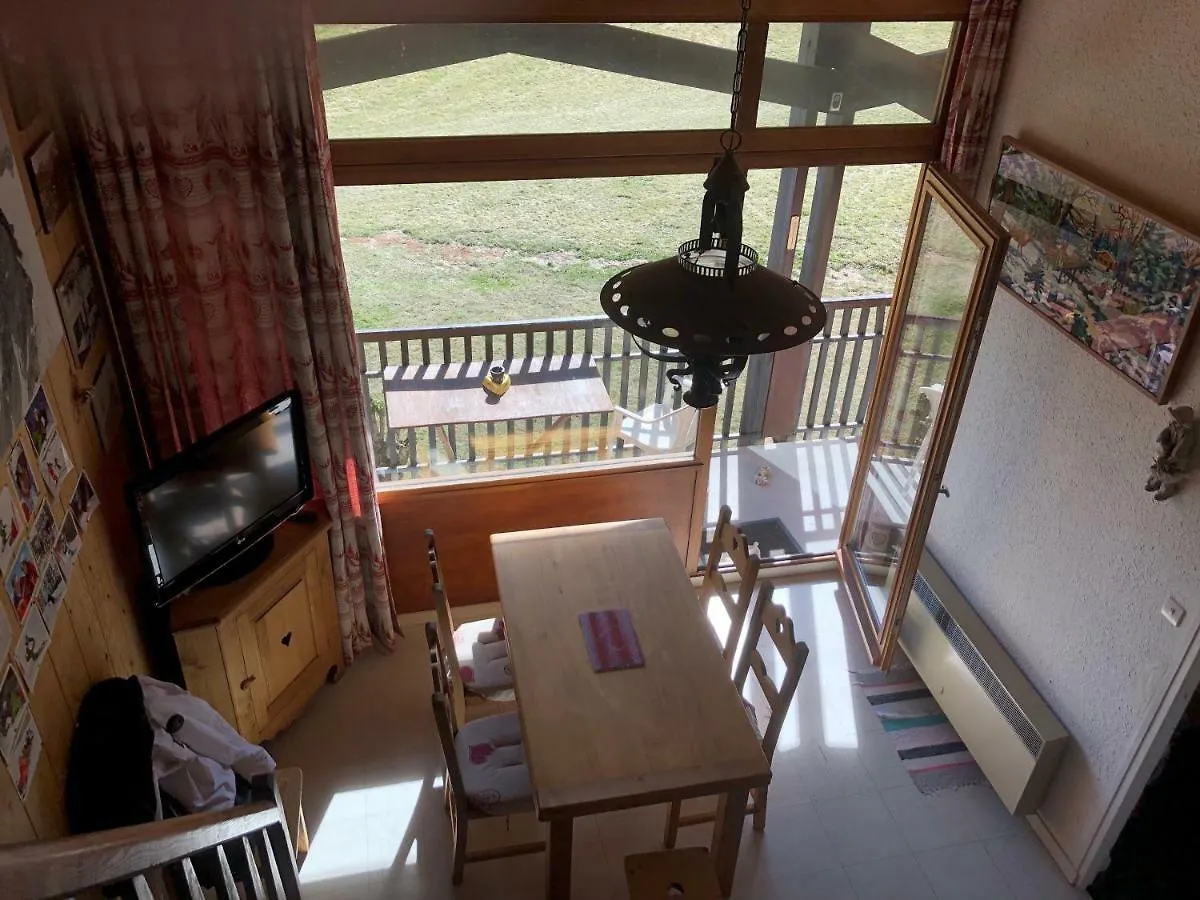 Appartement Au Pied Des Pistes Puy-Saint-Vincent 0*,  Francia
